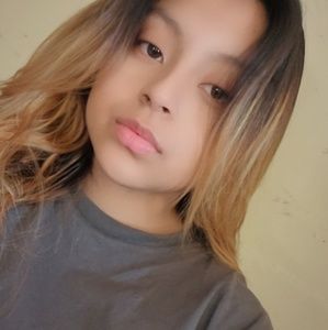 Meet your Posher, Pilar